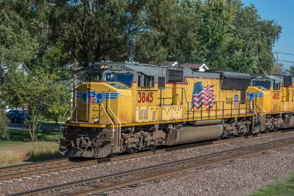 Proposed Railroad Merger Benefits Consumers, Small Businesses